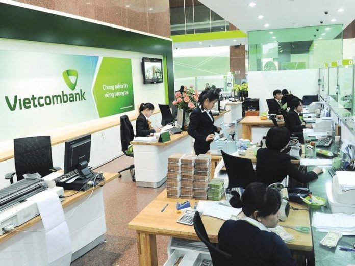 Vietcombank tăng lãi suất huy động kỳ hạn ngắn