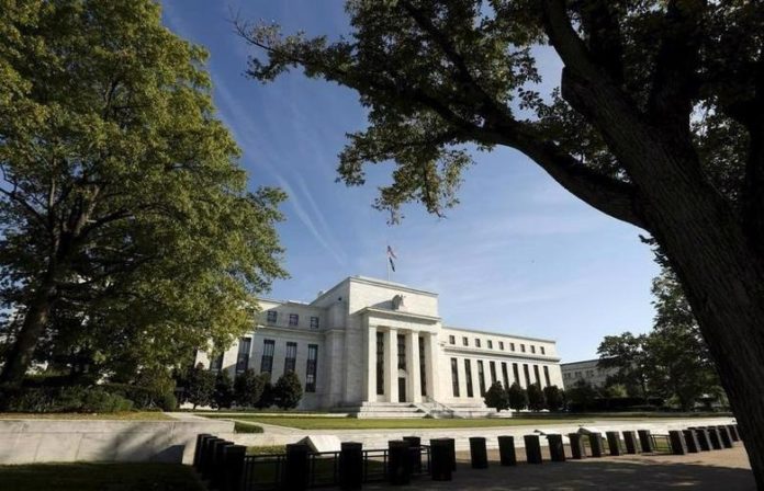 Fed sẽ tăng lãi suất cho tới khi kinh tế Mỹ suy thoái?