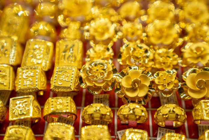 Giá vàng ngày hôm nay 20/6/2023: Chênh lệch giá mua bán vàng nhẫn đến hơn 1 triệu