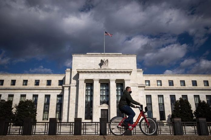 Fed có thể cân nhắc trì hoãn kế hoạch cắt giảm lãi suất