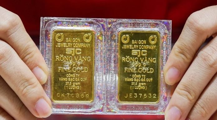 Áp lực từ lạm phát đẩy giá vàng và chứng khoán Mỹ xuống mức thấp Áp lực từ lạm phát đẩy giá vàng và chứng khoán Mỹ xuống mức thấp