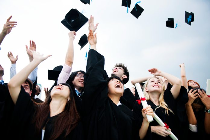 Học bổng du học Mỹ: 10 Bí Quyết Giành Suất Học Bổng Giá Trị Cao